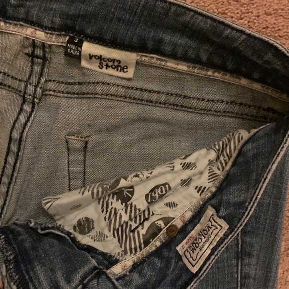 VOLCOM Vintage Cropped Skinny Jeans, size 3 - Picture 4 of 8
